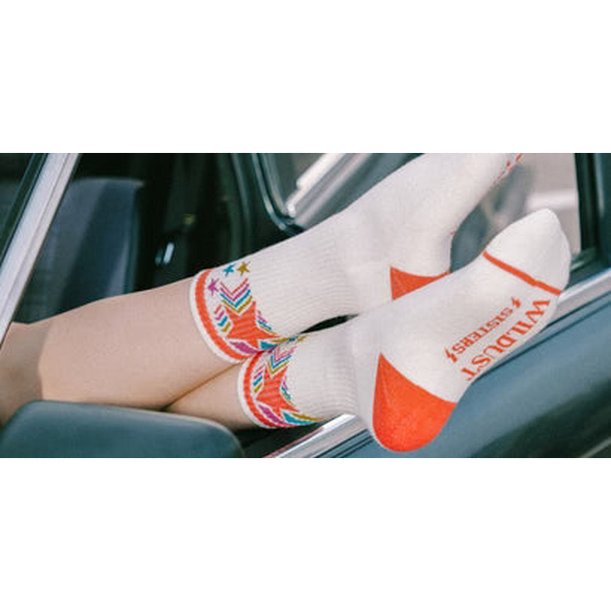 Wildust Sisters socksracingclub.avif
